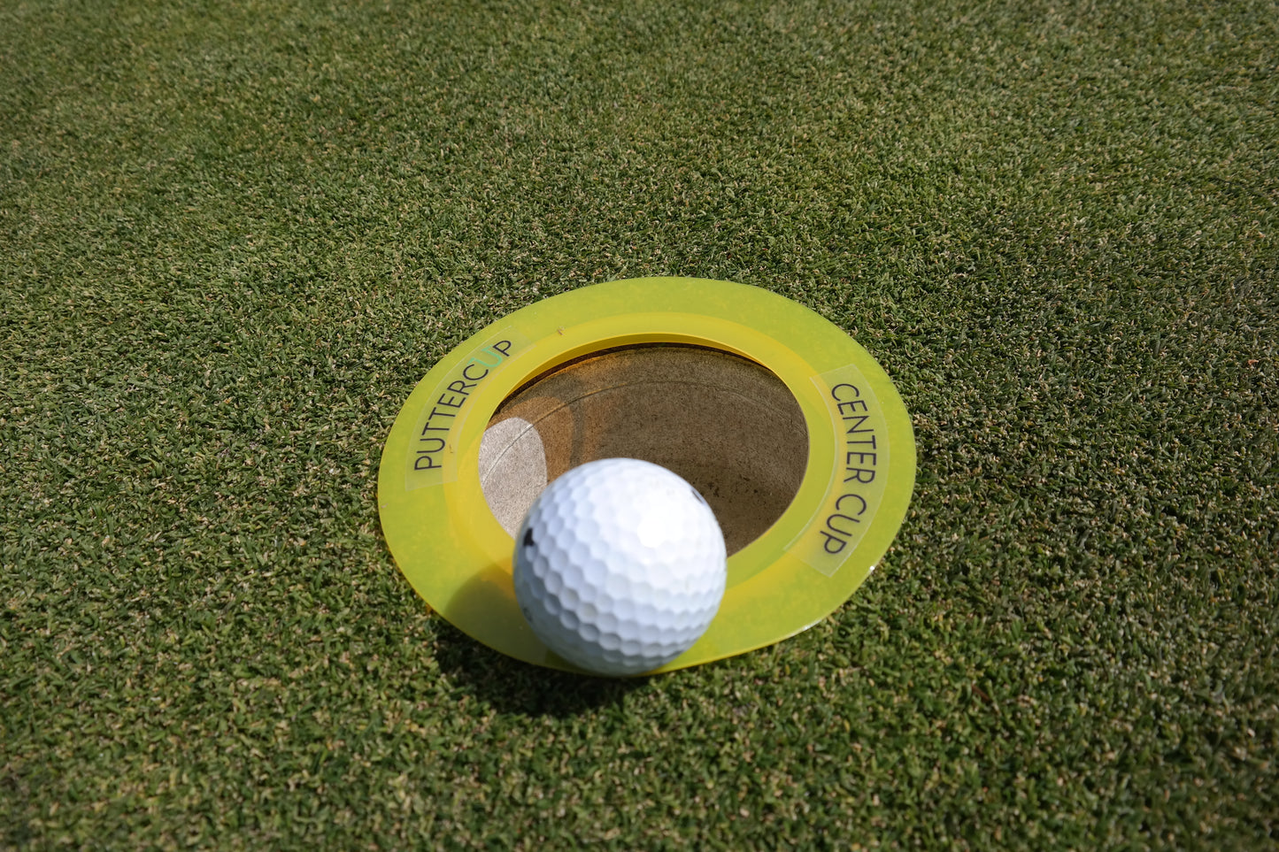 The Center Cup Putting Aid